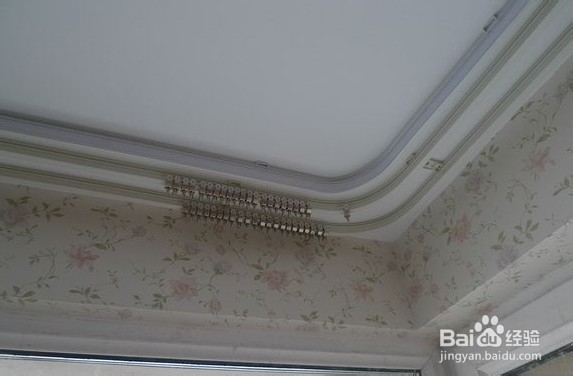 保温墙如何安装窗帘杆