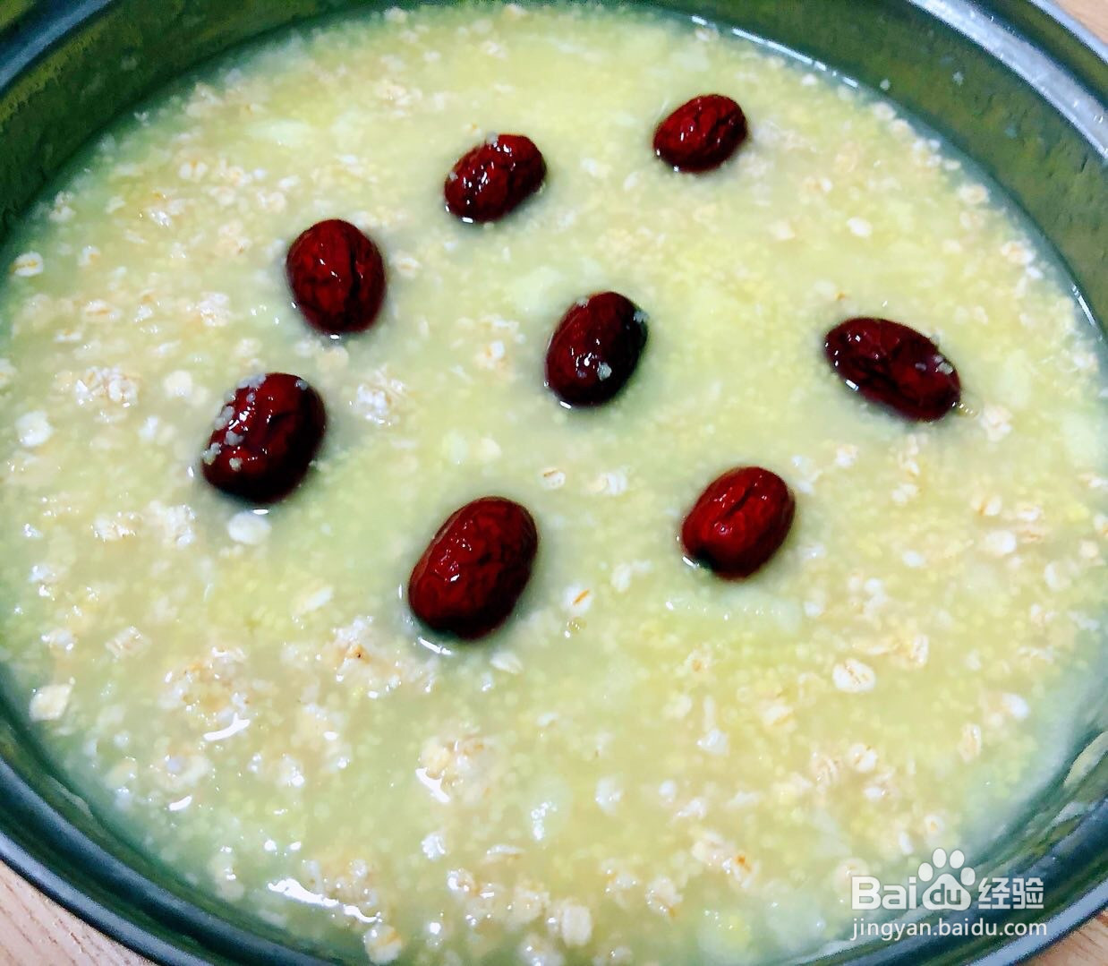 红枣小米燕麦粥的做法