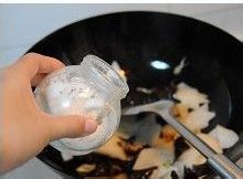 最适合秋天吃的养生保健菜——【鲜山药炒桃仁】