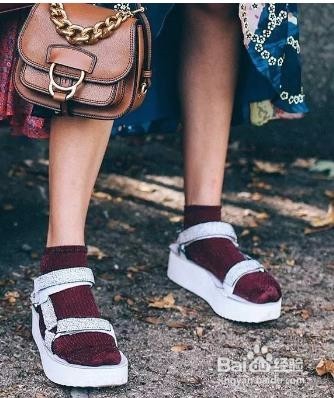 2018年夏季裙装跟鞋子的搭配推荐