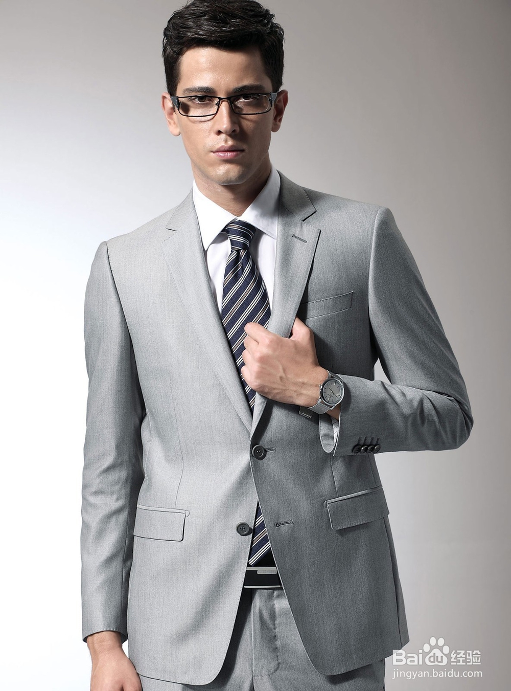 怎样做一名优秀的晚会主持人