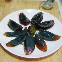 下饭菜青椒拌皮蛋