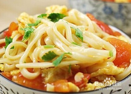 番茄与鸡蛋拌面