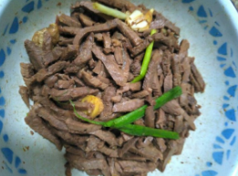 如何做麻辣牛肉条
