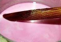 紫色苋菜汁凉粉的做法