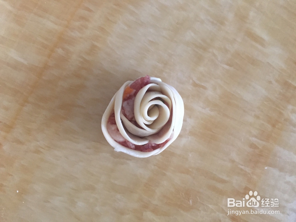 我为妈妈做的玫瑰饺子