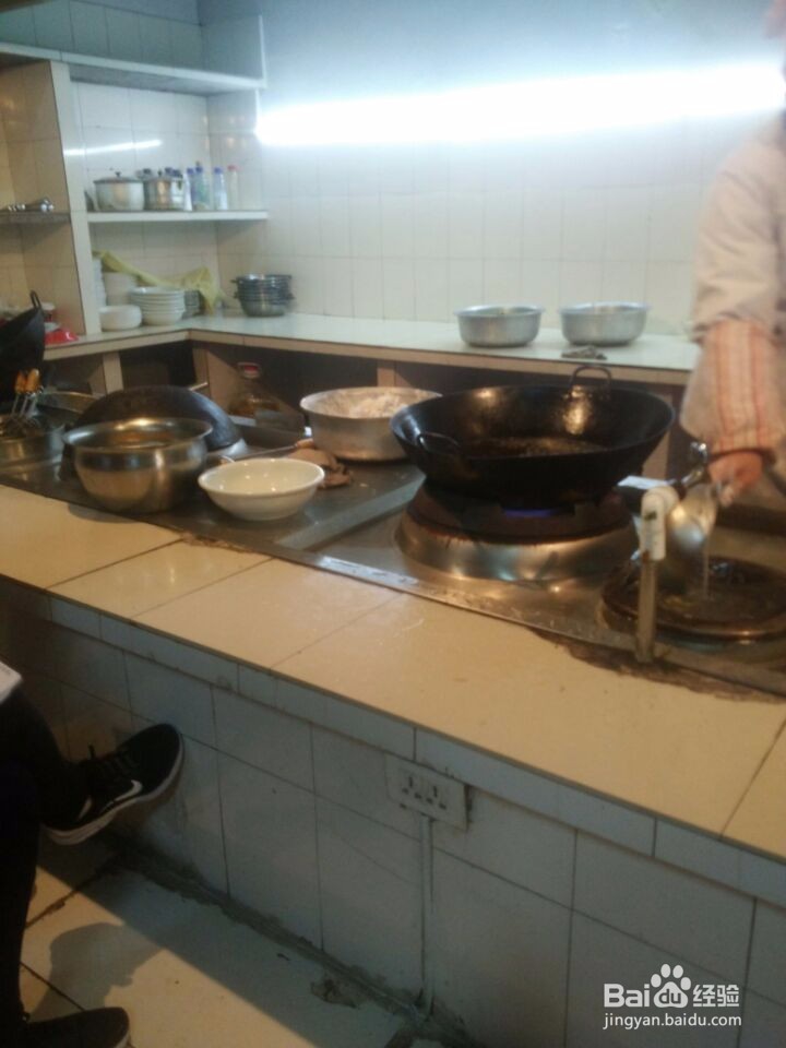 怎么做软炸带鱼？软炸带鱼的制作方法