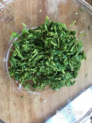 养生食补香椿芽炒鸡蛋的做法