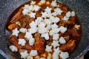 年糕排骨的制作方法