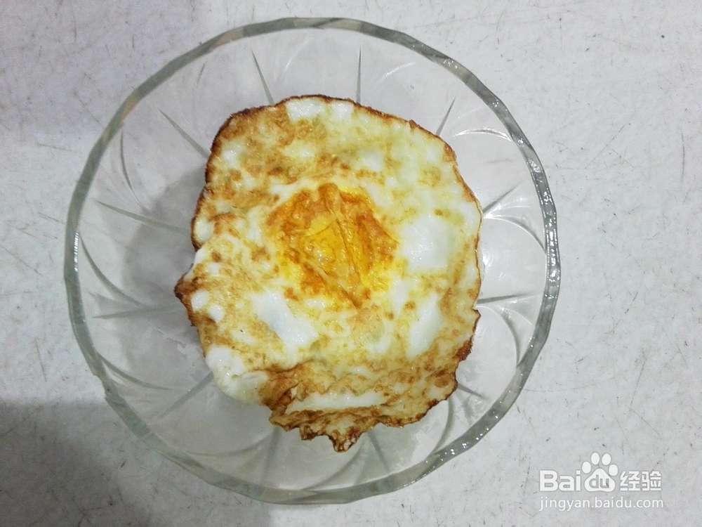 <b>怎样煎荷包蛋快速而简单（营养美食煎鸡蛋）</b>
