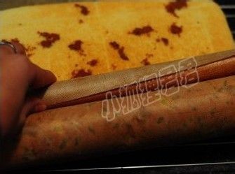 葱香肉松蛋糕卷的做法