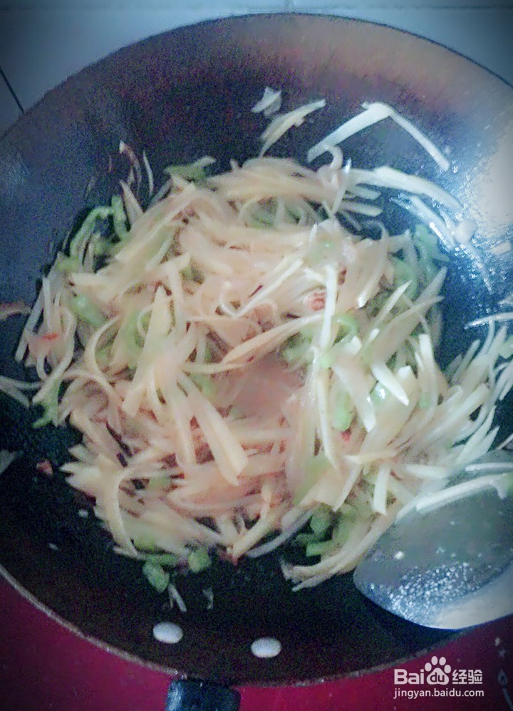 简单食材酸辣土豆丝做法