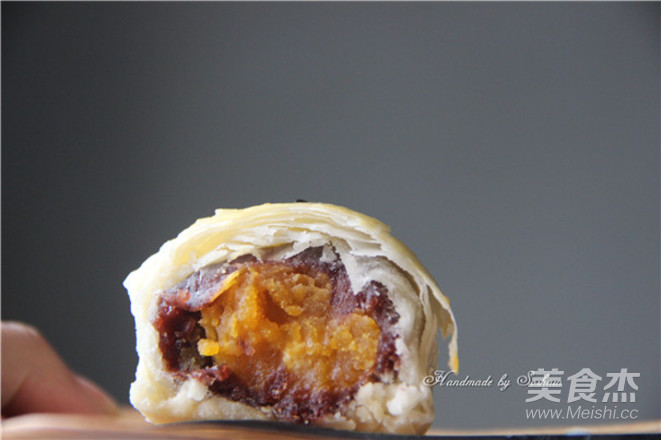 蛋黄酥的家常做法