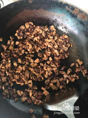 香菇肉酱拌面的做法