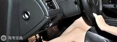 这样刹车不仅仅毁车还有可能出人命！