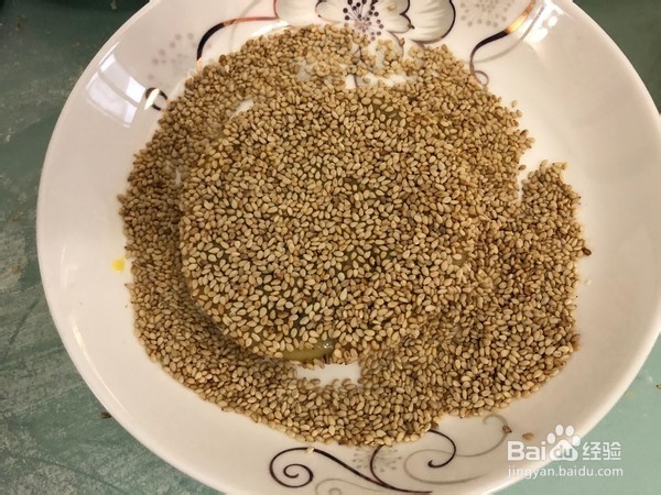 如何做出好吃美味的枣泥麻饼