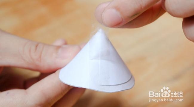 怎样用白纸做一个火箭