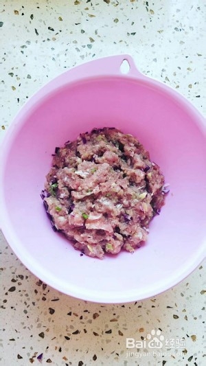食补佳品妖娆的紫甘蓝饺子的做法