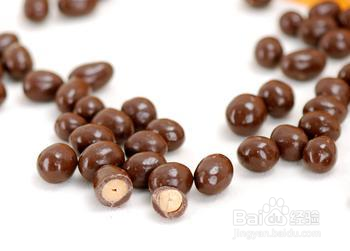 情人节讨女孩欢心宝典：[2]如何送巧克力？