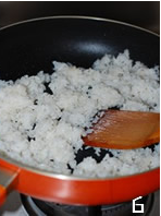 剩米饭华丽变身【香肠蛋炒饭】