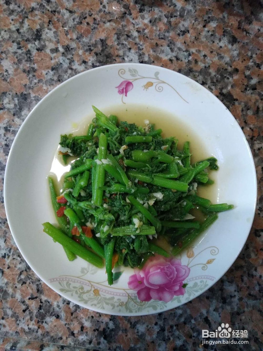 美食：清炒南瓜藤