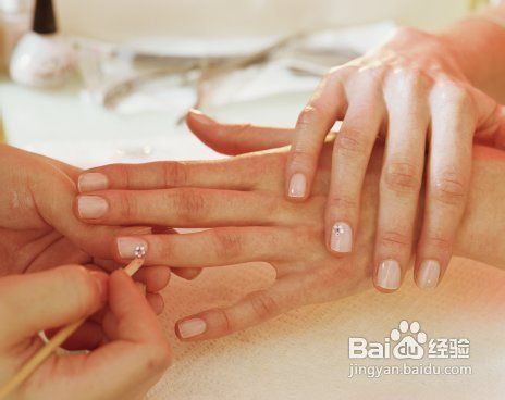 健康美容:10妙招防止双手粗糙龟裂