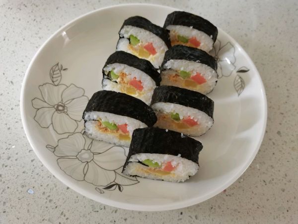 自制美味寿司卷