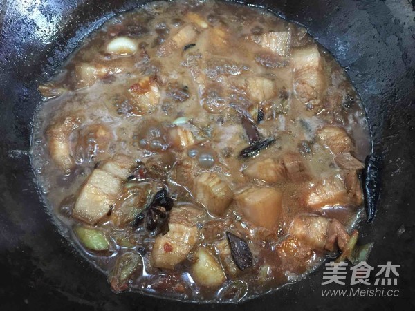 土豆炖五花肉