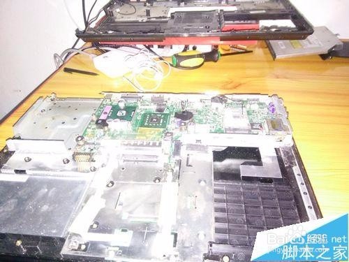 神舟笔记本f4300电脑清灰教程