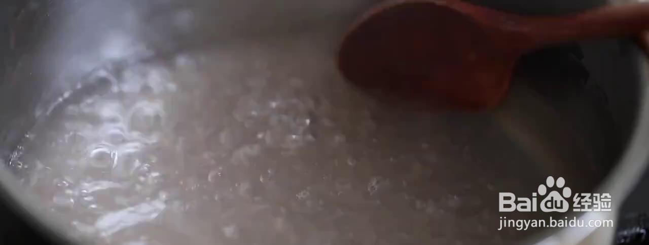 怎么制作美味的芒果椰浆西米露？