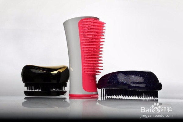 如何保养头发，拥有一头乌黑秀丽的长发（一）