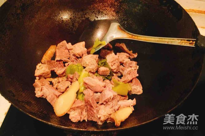 蕃茄炖牛腩的做法