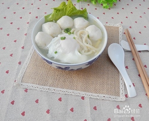 鲜美快手早餐:鱼丸汤面