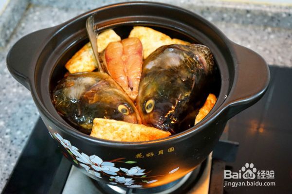 香辣草鱼豆腐煲