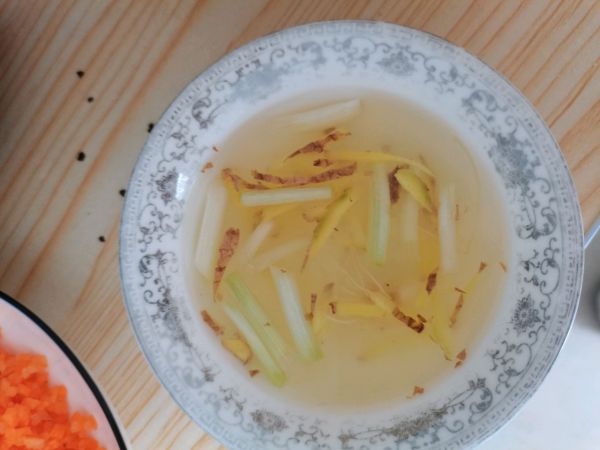 胡萝卜玉米猪肉馅饺子