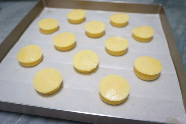 巧克力花生酥皮泡芙