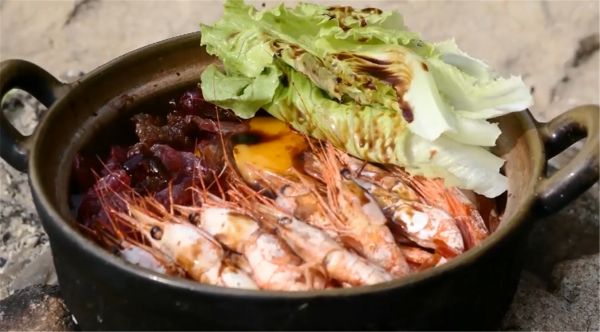 北极虾腊味煲仔饭