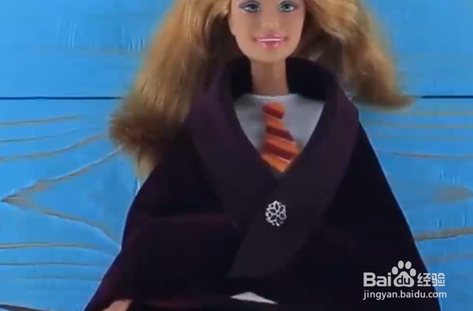 如何给芭比娃娃制作衣服
