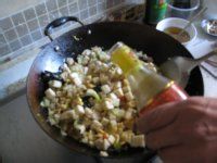 五彩炒馒头的做法