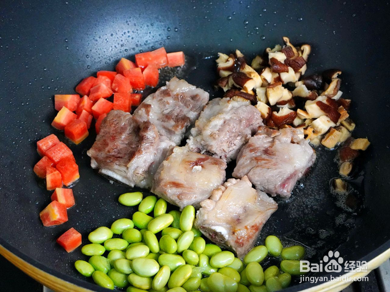 电饭煲排骨焖饭的做法