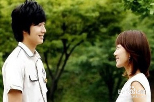 喜欢上同学的妹妹怎么办