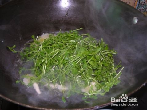 秋季营养汤——豆苗蘑菇汤