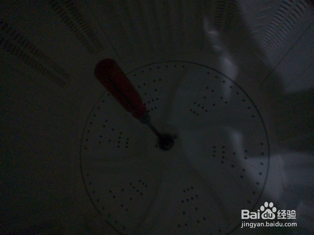 洗衣机洗衣时声音异常，如何解决。