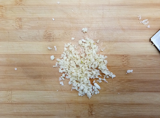 菠菜拌扇贝的制作步骤