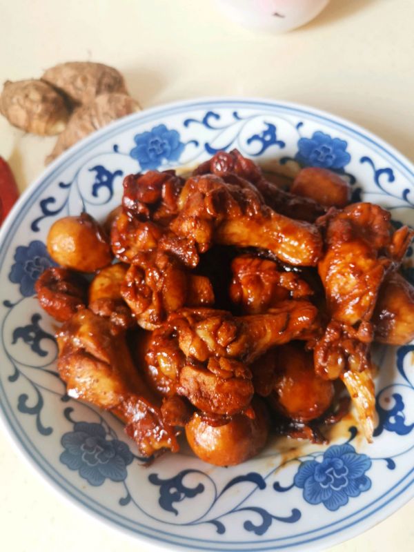 红烧芋头小鸡腿