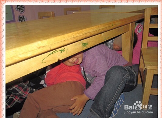 发生地震了，怎么办？