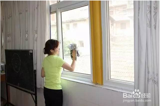 门窗定期检查保养哪些零件