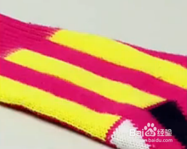 如何去除毛衣上的球球