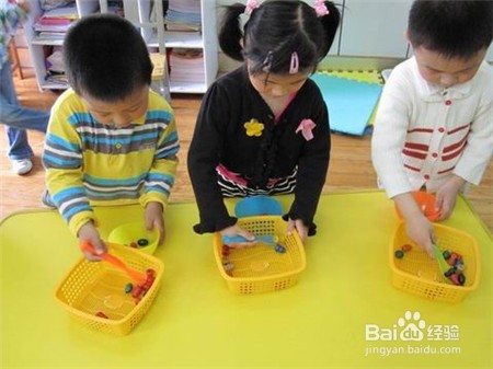 怎样帮助孩子消除骄傲心理