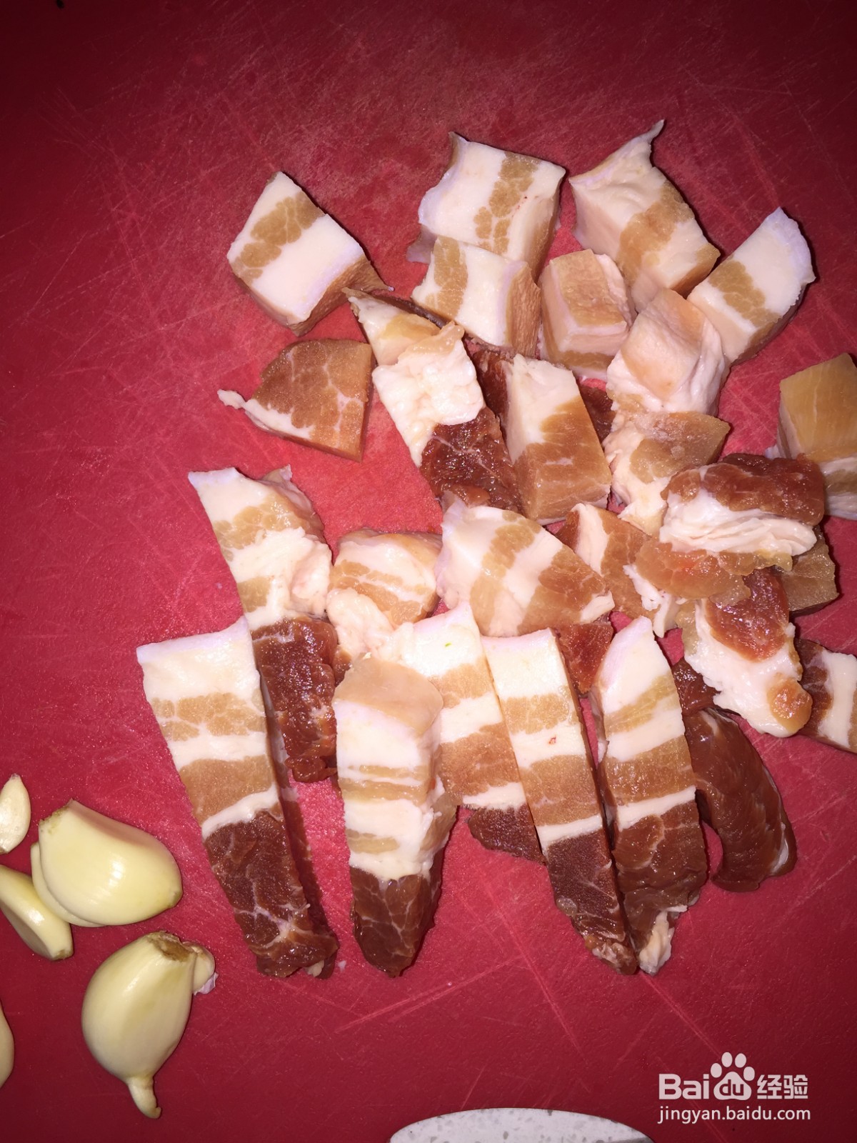 红烧肉鹌鹑蛋焖豆泡